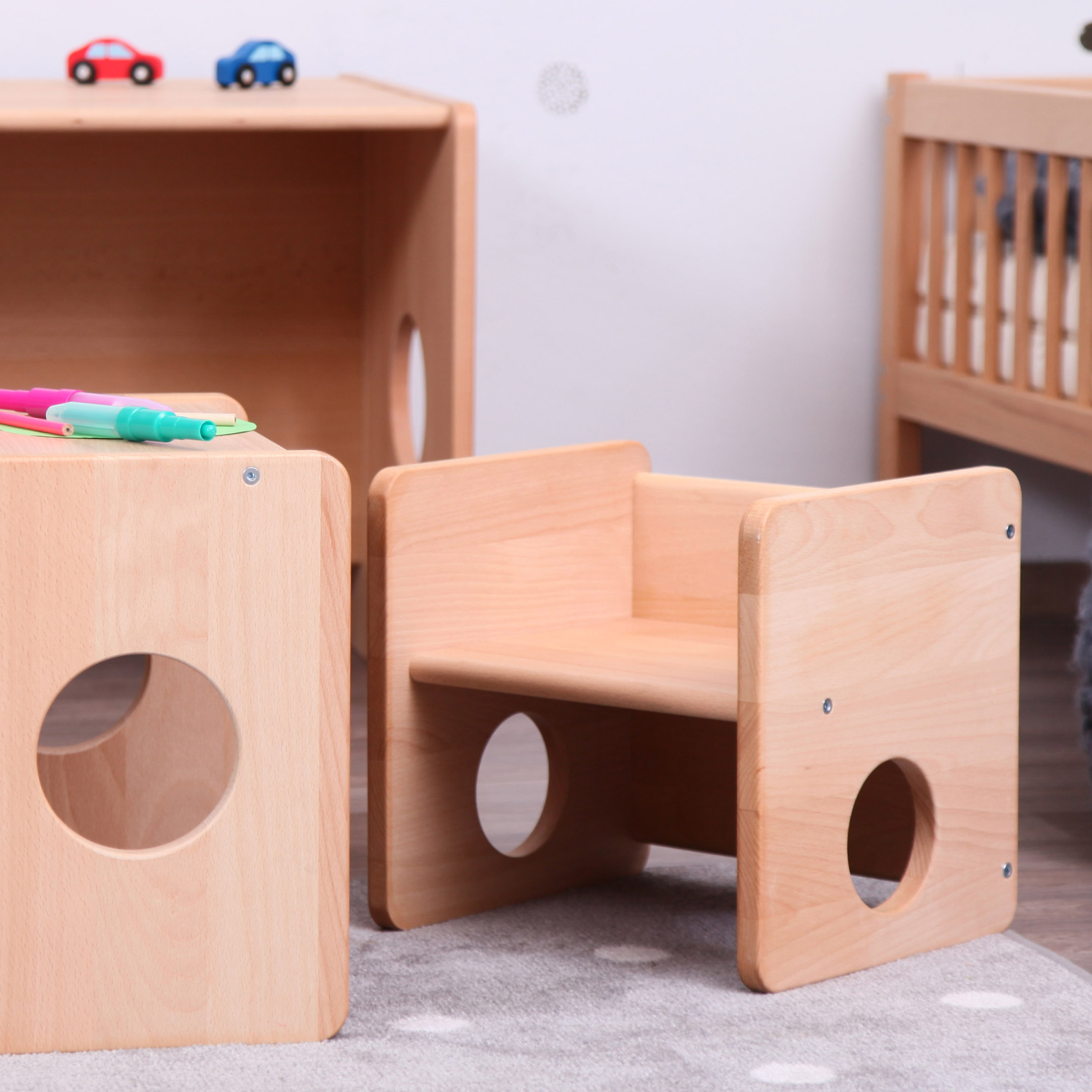 Montessori first chair and table CUBE 1+2