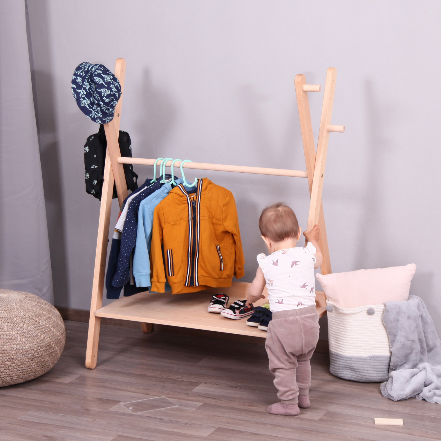 Montessori X coat rack Brubi.eu
