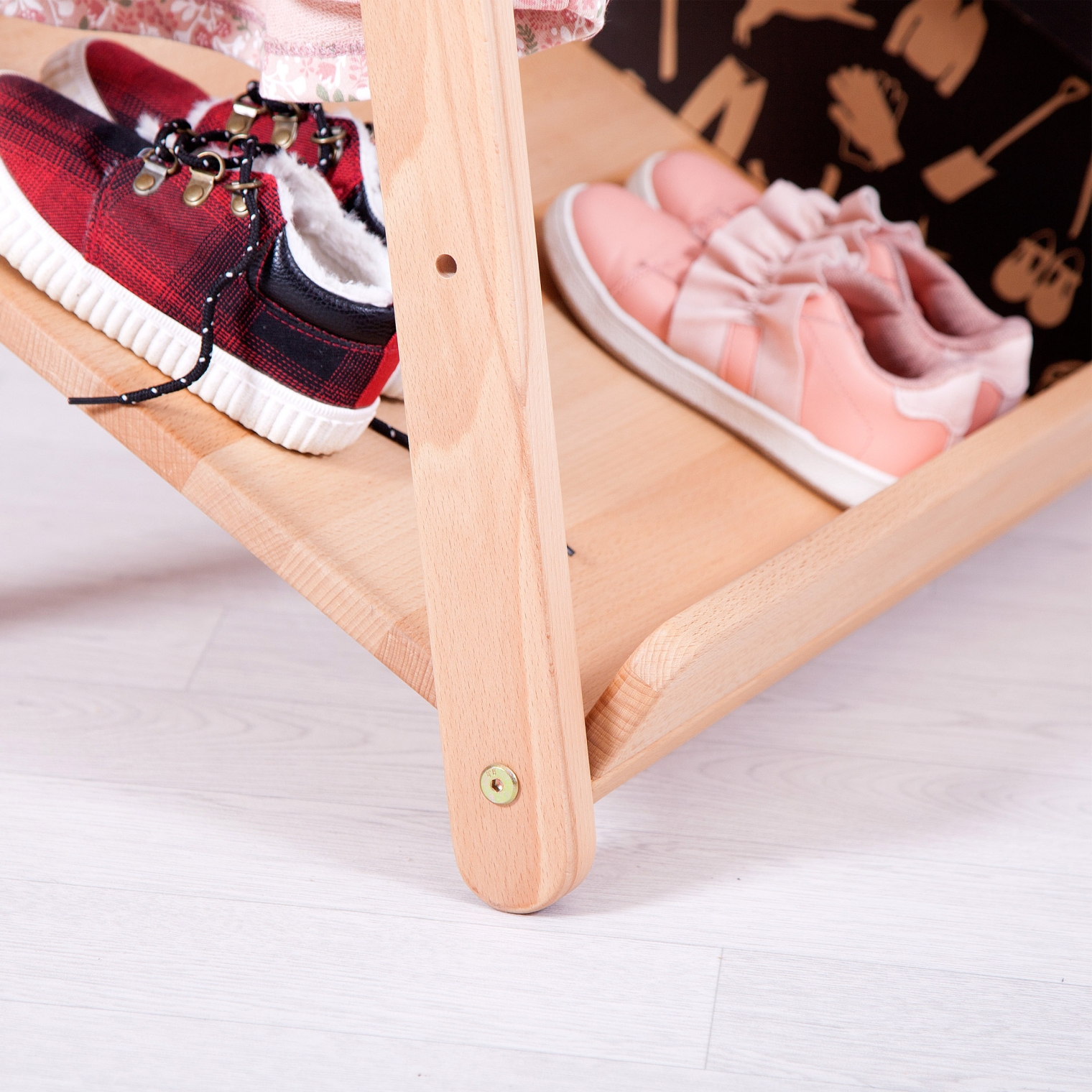 Montessori X coat rack Brubi.eu