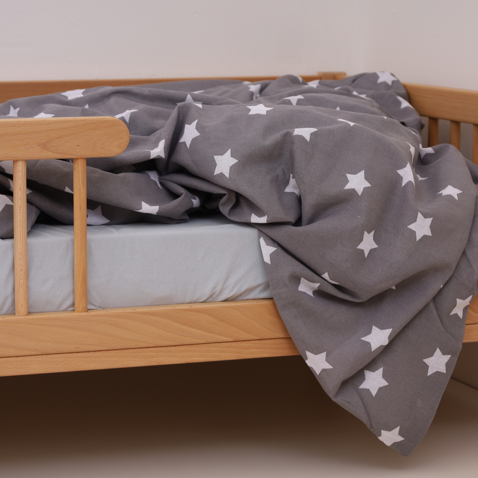 MONTEbed with rails and slatted bed base - detail