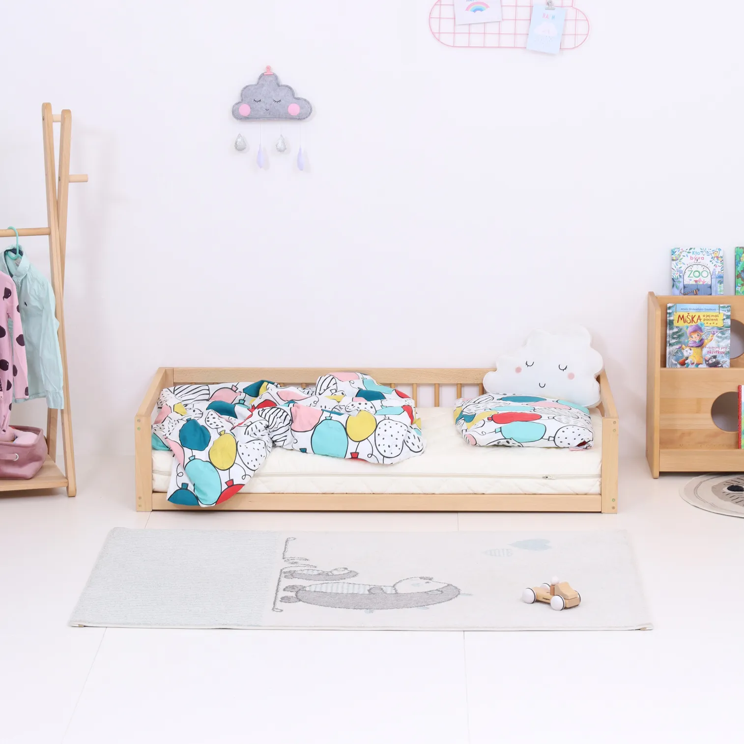 ! OUTLET !FLOORbed with rails and slatted bed base 140cm x 70 cm