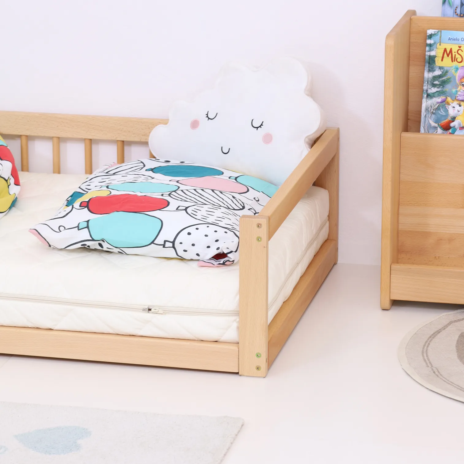 ! OUTLET !FLOORbed with rails and slatted bed base 140cm x 70 cm