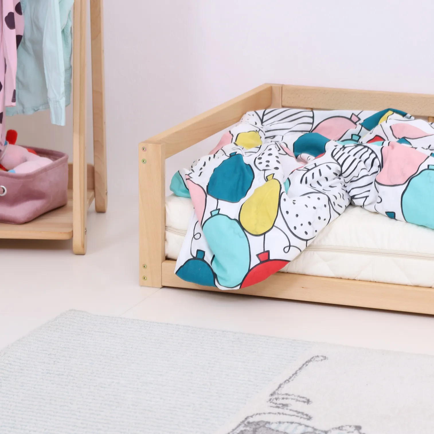 ! OUTLET !FLOORbed with rails and slatted bed base 140cm x 70 cm