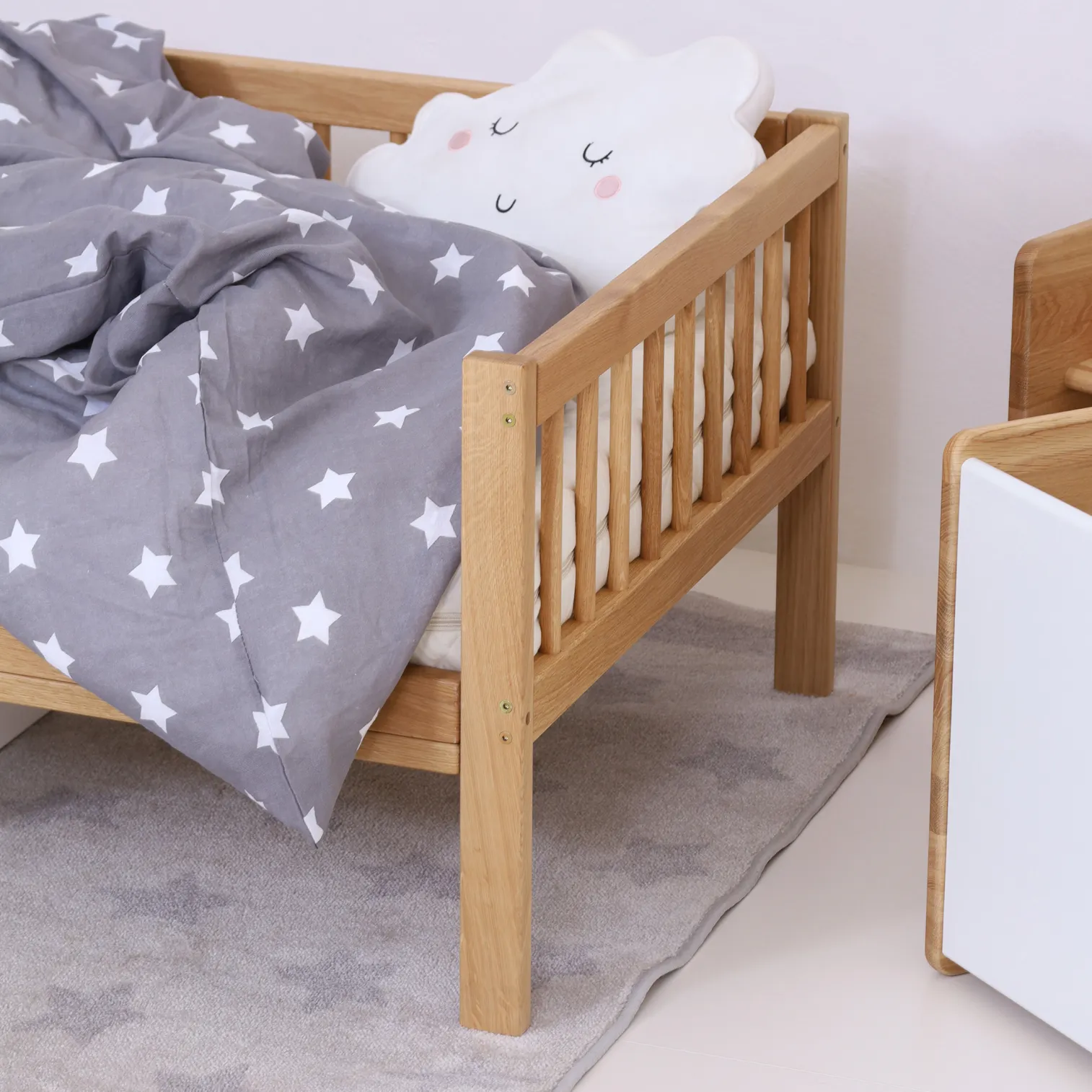 LUXURY OAK COLLECTION ! MONTEbed with rails and slatted bed base 140cm x 70 cm