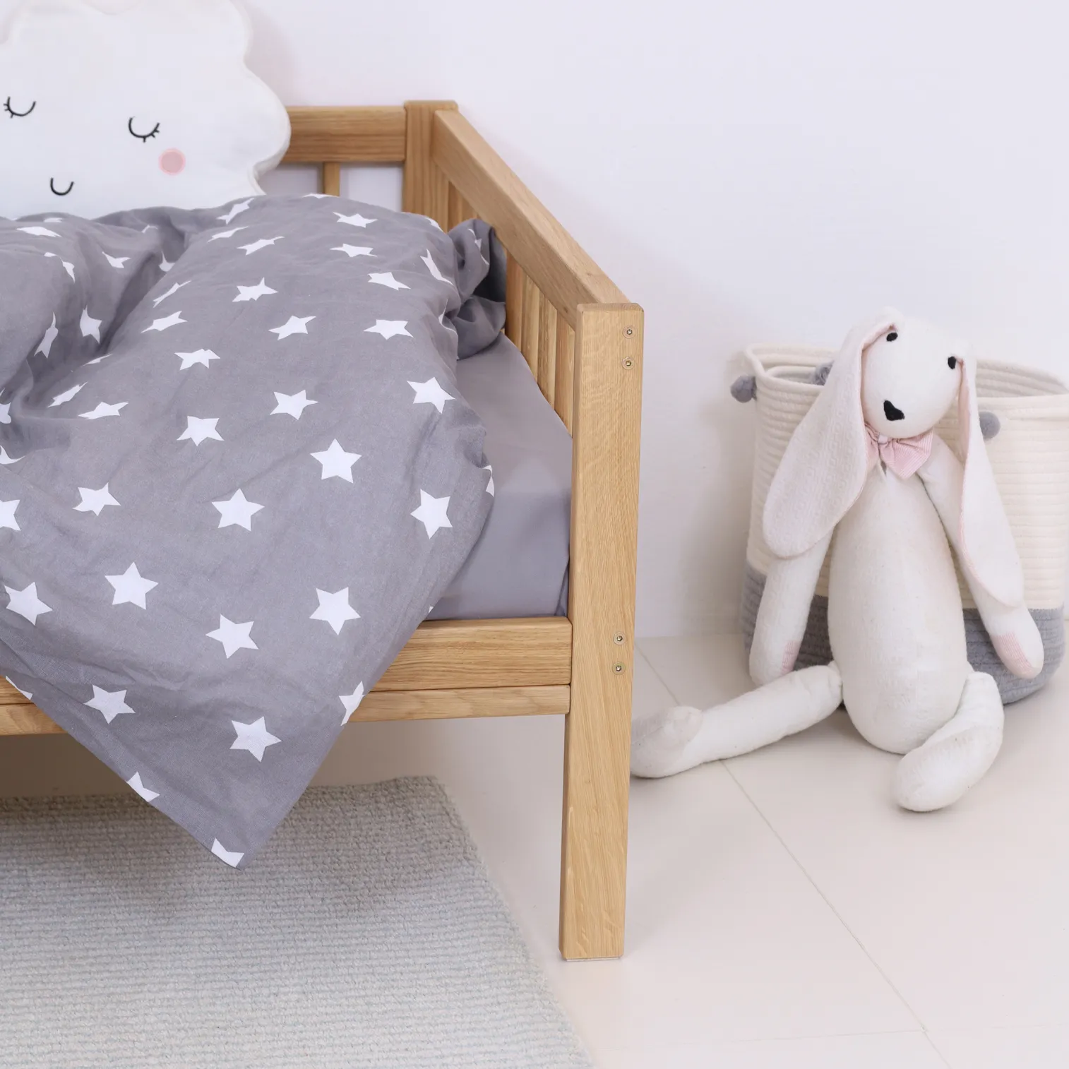 LUXURY OAK COLLECTION ! MONTEbed with rails and slatted bed base 140cm x 70 cm