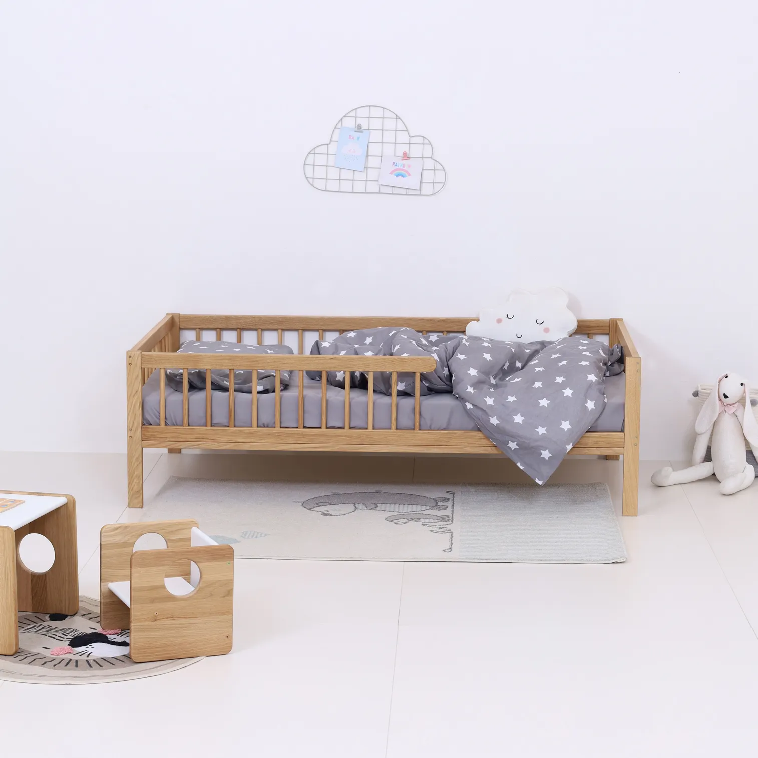 LUXURY OAK COLLECTION ! MONTEbed with rails and slatted bed base 140cm x 70 cm