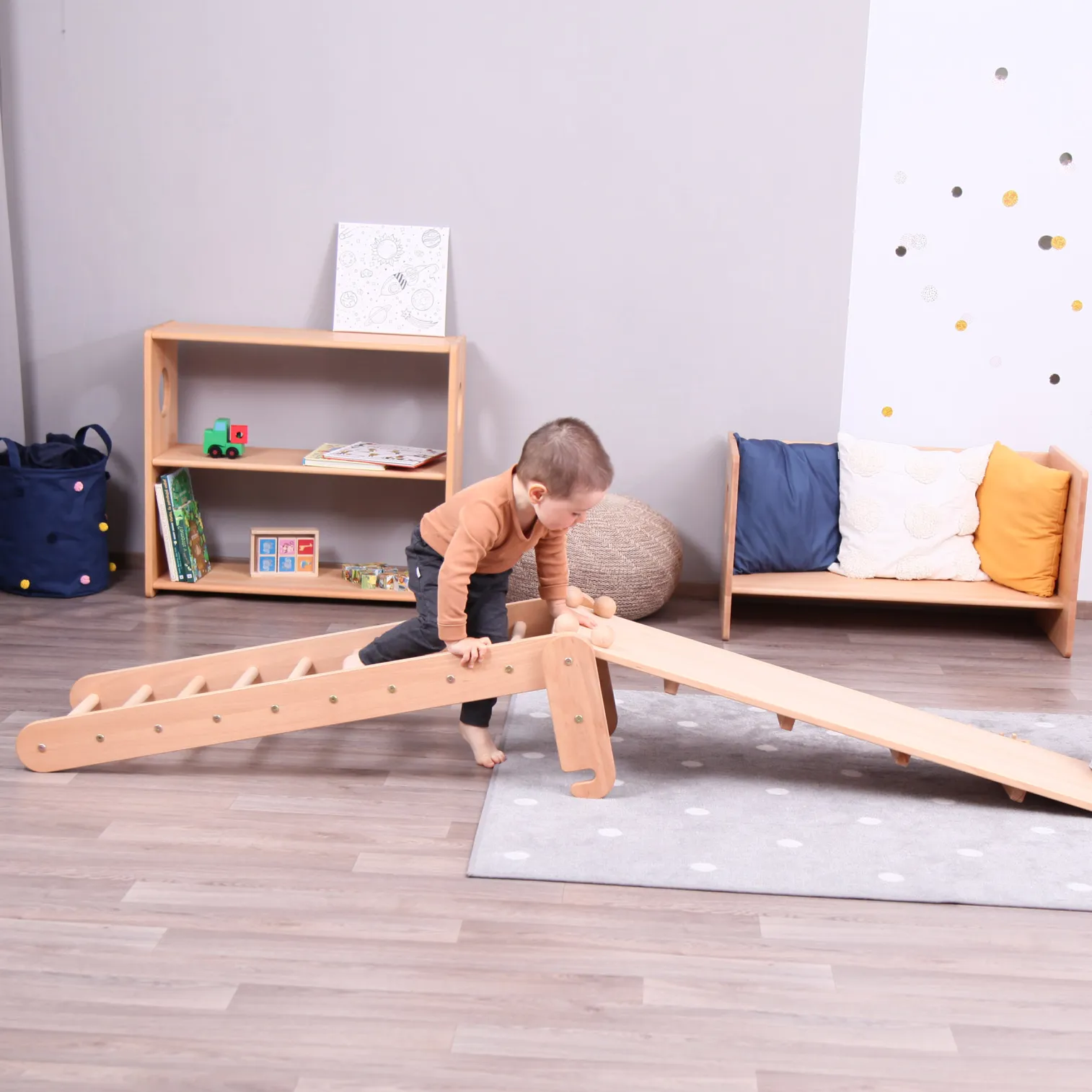 detachable ladder made of solid beech wood